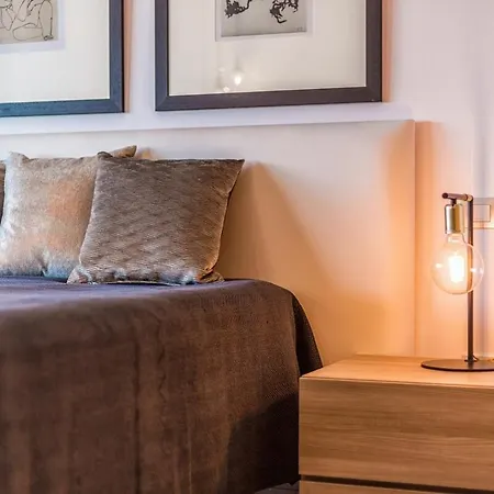 Encantador En Marbella, Bonita Terraza Y Vista Al Mar *