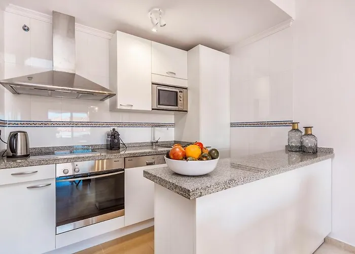 Encantador En Marbella, Bonita Terraza Y Vista Al Mar マルベーリャ